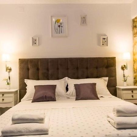 XIV Century Rooms Kastela Luaran gambar