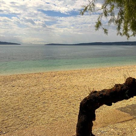 XIV Century Rooms Kastela Luaran gambar