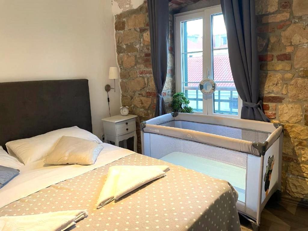 XIV Century Rooms Kastela Luaran gambar